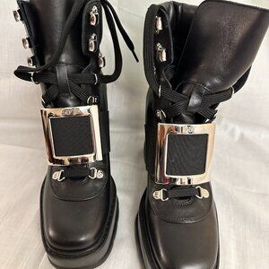 Roger Vivier Boots